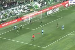 王鈺棟急停過人下底小角度射門打高，中路兩點包抄未傳