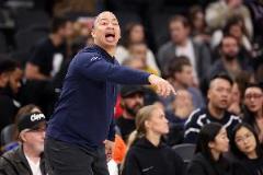 泰倫-盧何時意識到這不是2016年了？