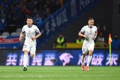 滬媒：傷兵滿營，申花主帥斯盧茨基面臨隊內傷病管理挑戰